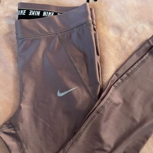 Nike Dri-Fit Pants Size Large